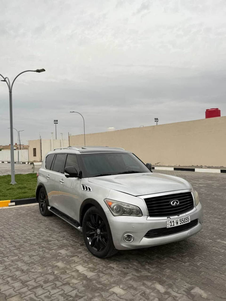 سلام عليكم
للبيع او مراوس 
انفنتي qx56 2012
مكينة 5.6L v8
فول مواصفات Vip 
فتحة سقف
كشنات جلد تدفئه+تبريد
خزن ميموري
تحكم ستيرن جهتين +كهربائي+تدفئه
كشنات خلفية منفصل Vip+تدفئه
صندوك شفط
بصمة تشغيل
5 كامرات
13 سماعه من ماركة Boss
مكينه جديده
 مكينه كير كفاله
حداده 75# 
سياره عليه ادامه كامله من نوزلات و بلكات جدد ومجاول 
ضربته جاملغ وشبر من البنيد بدون دواخل وبيه قطعه بارد
رقم بغداد مميز تحويل ثاني يوم
العنوان بصرة معقل
السعر 158 وبيه مجال لشراي
للاستفسار *********** البصرة, العراق
