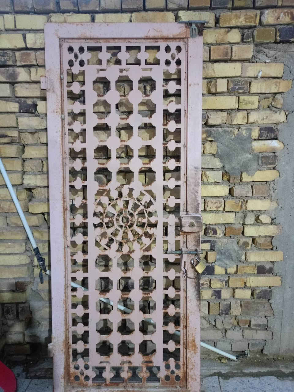 باب للبيع سلايت عرض 3 وياه باب طلاگه الاتصال ***********
