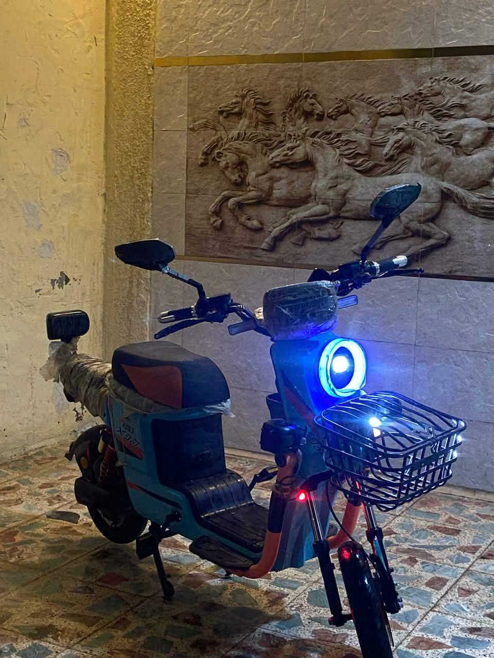 دراجه شحن للبيع نوع x900 نضيفه وكامله فقط المرايه جهه اليسره مكسوره دراجه اي نقص مابيهه سريعه ورزنه السعر ٤٠٠ بيهه مجال قليل مكاني بغداد الكرغوليه مقابيل أسواق اسطنبول


**إذا كنت صاحب هذا الإعلان وتريد حذفه لأي سبب، رجاءا أرسل رسالة إلى الدعم الفني**