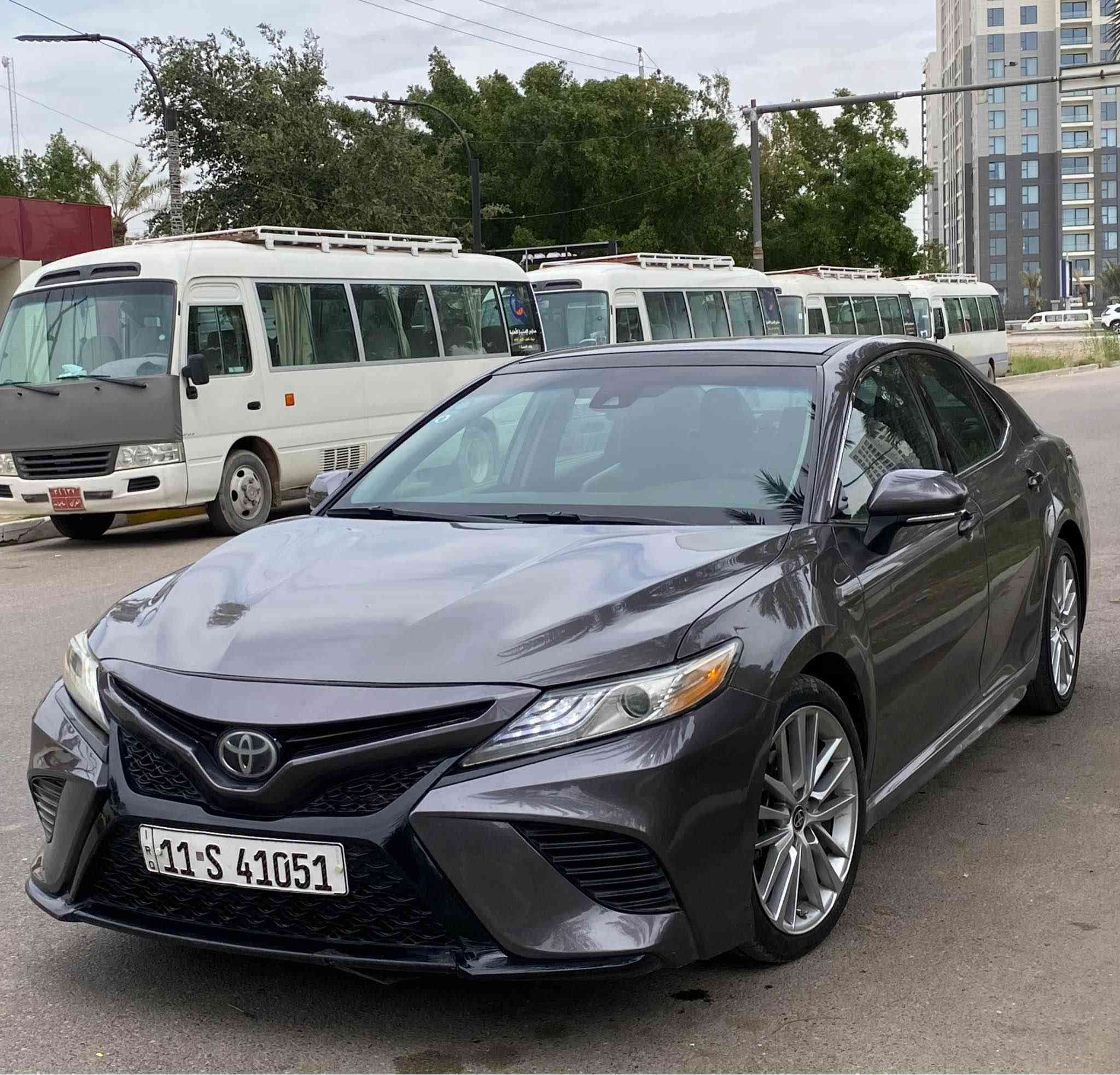 السلام عليكم للبيع تيوتا كامري موديل 2020 XSE فول مواصفات ١/١ اعلى فئة بالكامري  ( بانوراما - شاشة + كامرة - كشنات جلد + كهرباء + تدفئة بالكشنات - فول رادار امامي + خلفي + جانبي نقطة عمياء - اوتو هولد هاند بريك بصمة - بصمة تشغيل + ابواب - ويل كب حجم 20 - شحن ويار ليس - شفتات بالستيرن - تحمات ستيرن جهتين - محرك حجم 2.5 ) وباقي المواصفات المعروفة 

حادث السيارة من جوه اندر كرج بيها صبغ ٣ قطع هنا بالعراق والسونار منشور 

رقم بغداد ب اسمي ارقام جدد

السعر 155 ورقة 

للاتصال *********** بغداد, العراق
