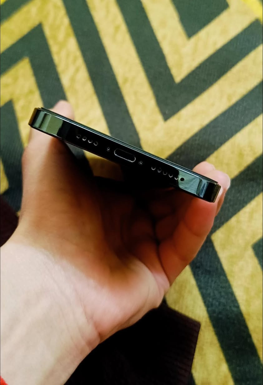 السلام عليكم
آيفون 12 برو ماكس 

ذاكرة 128/ ZA  دبل خط 
مبدل شاشه وبطاريه  تقره 100 شاشه اصليه  جهاز نضيف لوك مآبي. لو شخط. 
مراوس ب 13 عادي نضيف


**إذا كنت صاحب هذا الإعلان وتريد حذفه لأي سبب، رجاءا أرسل رسالة إلى الدعم الفني**