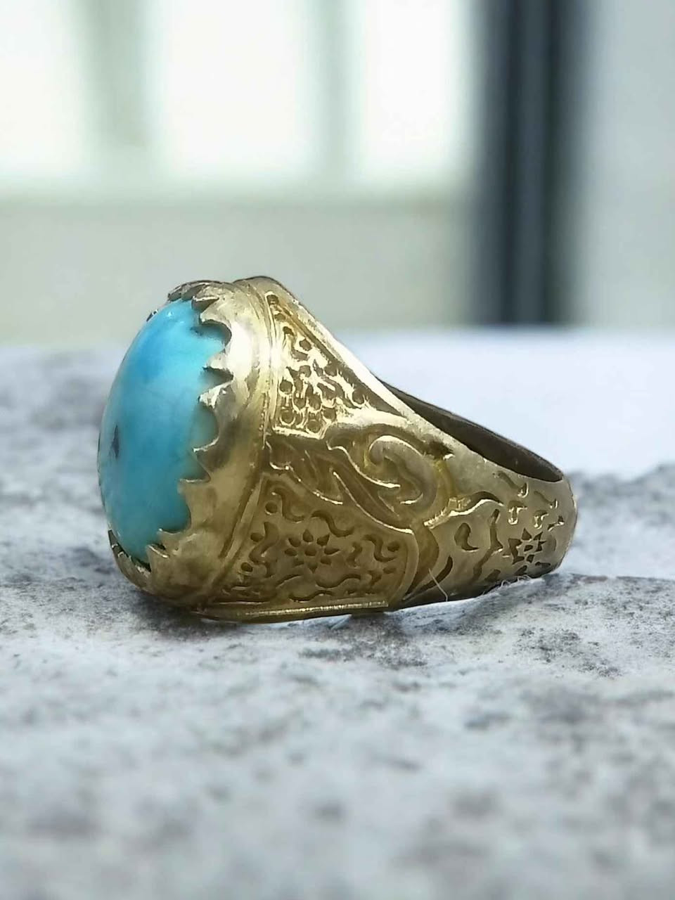 خاتم نحاس ثقيل متوج بحجر الفيروز النيشابوري الطبيعي قياس الخاتم 24 قابل للتصغير والتكبير بغداد, العراق


**إذا كنت صاحب هذا الإعلان وتريد حذفه لأي سبب، رجاءا أرسل رسالة إلى الدعم الفني**