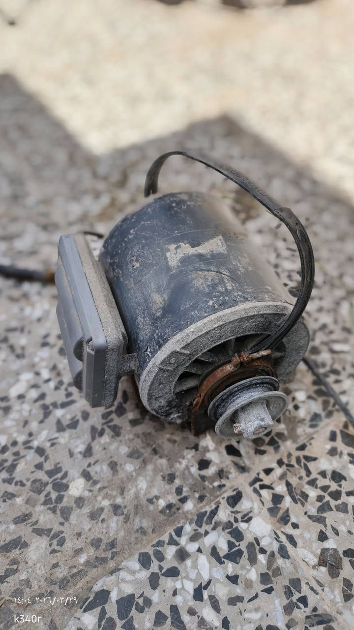 ماطور مبرده ايراني اصلي برفاب
مستخدم موسم واحد ***********
 شغال مداخل تصليح شرط الشغل والكفائه العاليه السعر المطلوب 60 الف
