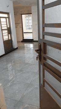 شقه طابق أول لايجار تتكون من غرفتين ومطبخ وصاله وحمام العنوان الدورة شارع المعلمين العمارة ع شارع عام الاستفسار ‏‪***********‬‏
