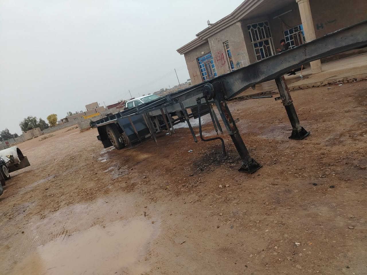 سلام عليكم شاصي مال صهريج للبيع دناكير مربع وباقي لستفسار عله رقم *********** ا.. ***********
