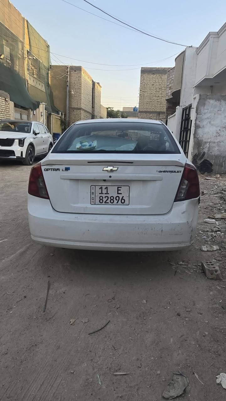 اوبترا 2012 بغداد الرقم الجديد  بيها جاملغ مصبوغ وقبق جطه نصه مصبوغ تبريد شغال الدوسه وهلال الجاملغ سمكرتهن بعد بس صبغ بسب المطر ممسويهن كير ومحرك خير من الله 
مكاني بسماية لو الامين الثانيه سعرها ٧٥ وبيها مجال ***********
