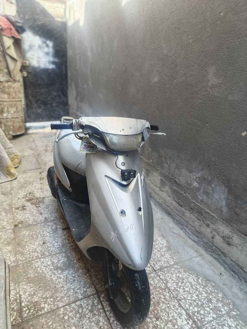 السلام عليكم عصفوريه البيع كلشي مابيه تقفل ٦٠سلف هندر درجه تخبل عوزه بس خرز الكلجات كفرات اصليه عداد شغل سعره ٣٠٠وبيه مجال  ***********

