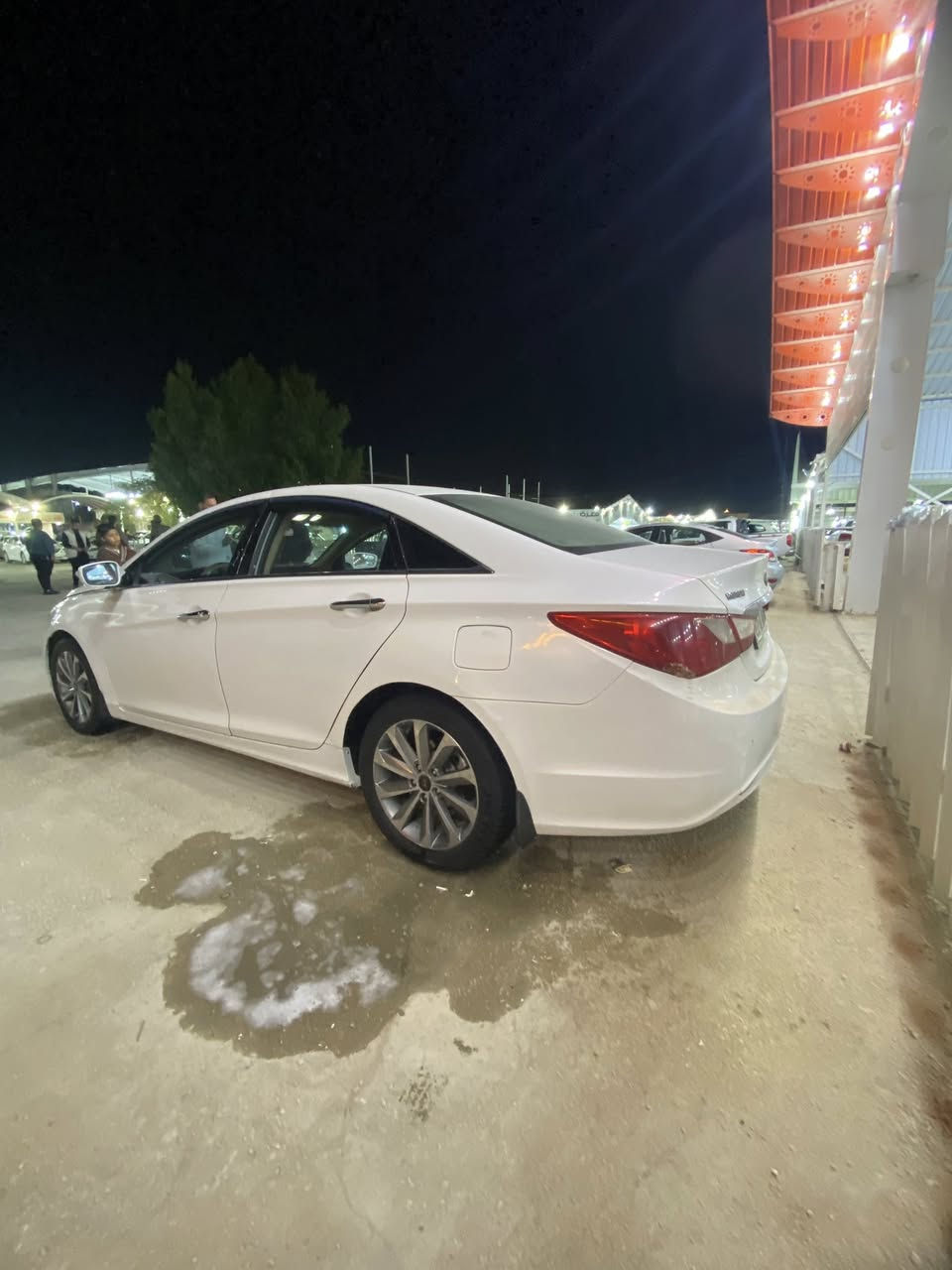 السلام عليكم
سياره سوناتا 2011 خليجي 
مكينه صار اسبوع من شادها 2400دوش خليجي 
حداديه تبريد كير اكسل كله جديد 
بيها ٣ قطع تبديل بدون ضرر دواخل 
سياره خير من الله مال جناي اقره قبل لا تتصل 
رايدها 110وبيها مجال قليل 
مكاني نجف عباسيه

***********
***********
