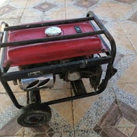 مولده للبيع نضيفه السعر ب 80 وبيها مجال مستعجل على بيعتها رقم 07816317...