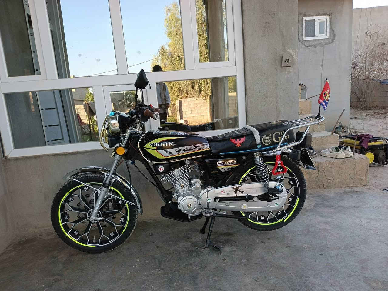 ♦️ سولنك 
♦️موديل 2025. 
الدراجه نضيفه💠تشغيل عن بعد💠  💠 محرك 200
♦️دراجه خير من الله  
♦️منفيس موجود
♦️محرك عله وضع الشركه
♦️المو شراي يترك المنشور
♦️مكان كركوك  ملا عبدلله 
♦️السعر 650 بي مجال 
♦️ ***********
