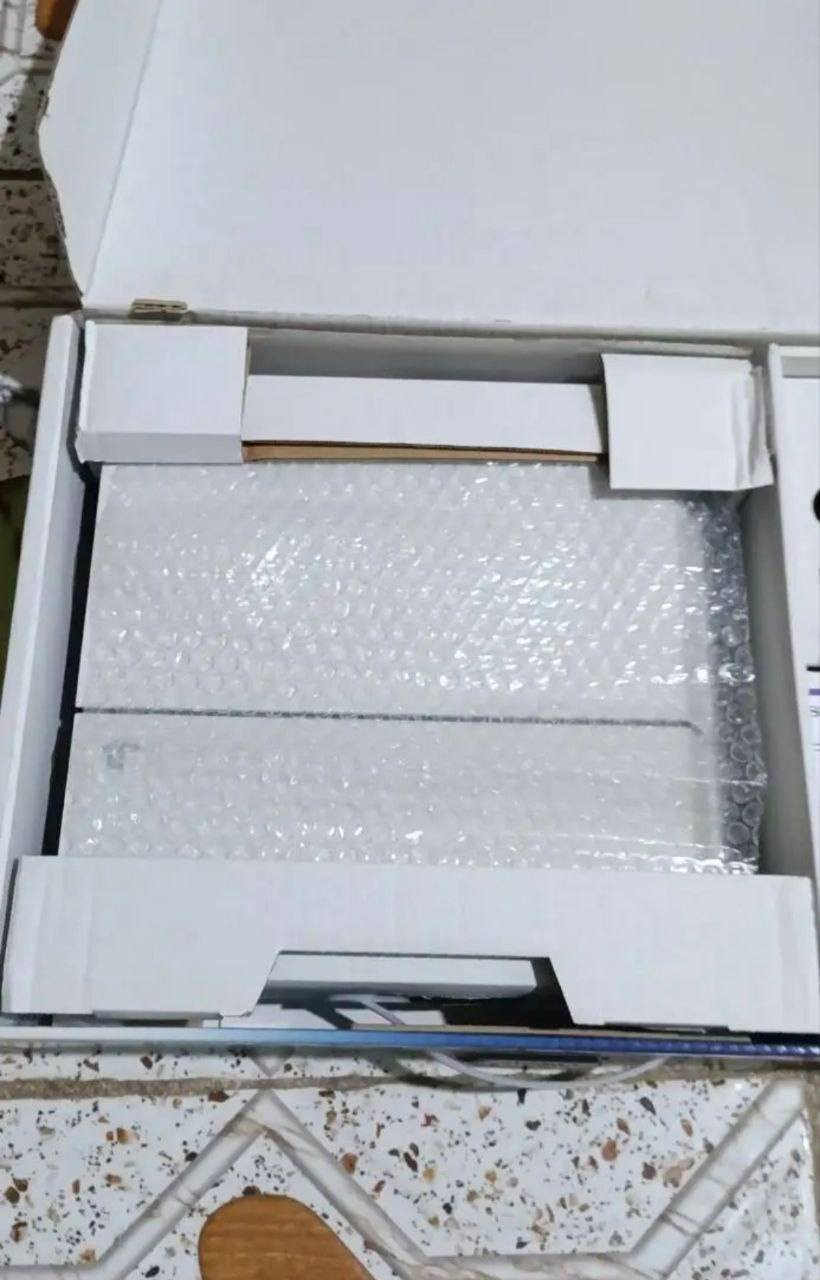 ما مستخدم ما مستخدم بلي فور فات باندل جهاز جديد كامل ملحقات جهاز جديد ذاكره ٥٠٠ مع ٢ يدات ما مستخدمات سعر قفل ٢٢٥ تفاصيل مذكوره اتصل *********** عمارة, ميسان
