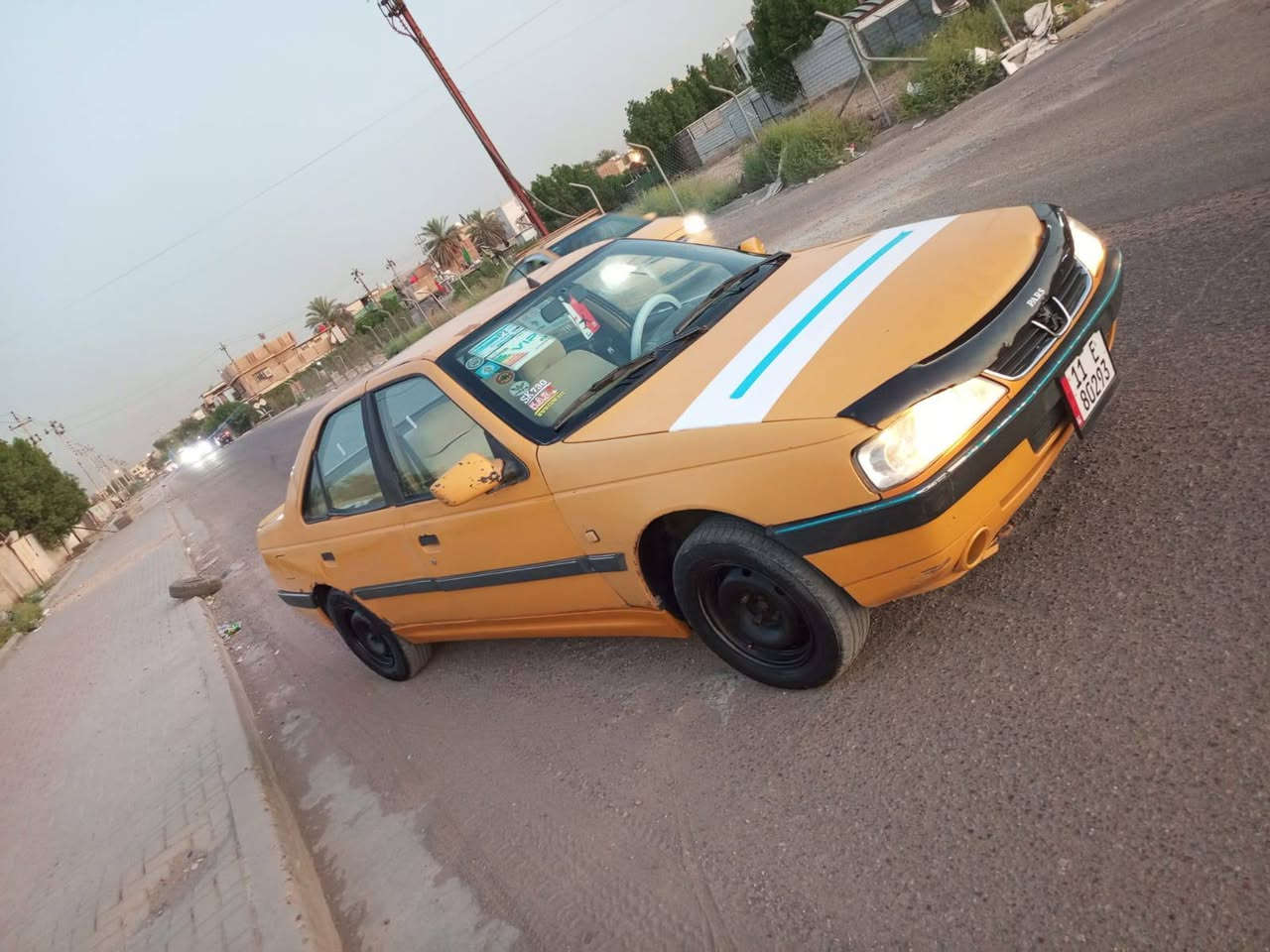 ياالله سلام عليكم للبيع بيجو لميس داخل بيجي
 موديل 2013 رقم بغداد انكليزي شرط التحويل ثاني يوم  هزه جديده مصفره هيئه وغرامه كير مكينه جاهزات صدر امامي خلفي نضيف 
كهربائيات جاهزه  السعر 28 وبيهه مجال لشراي 
دواخل نضيفه كلج جديد طبي مكاني بغداد الكرخ البياع
رقمي. بي. واتساب *********** بغداد, العراق
