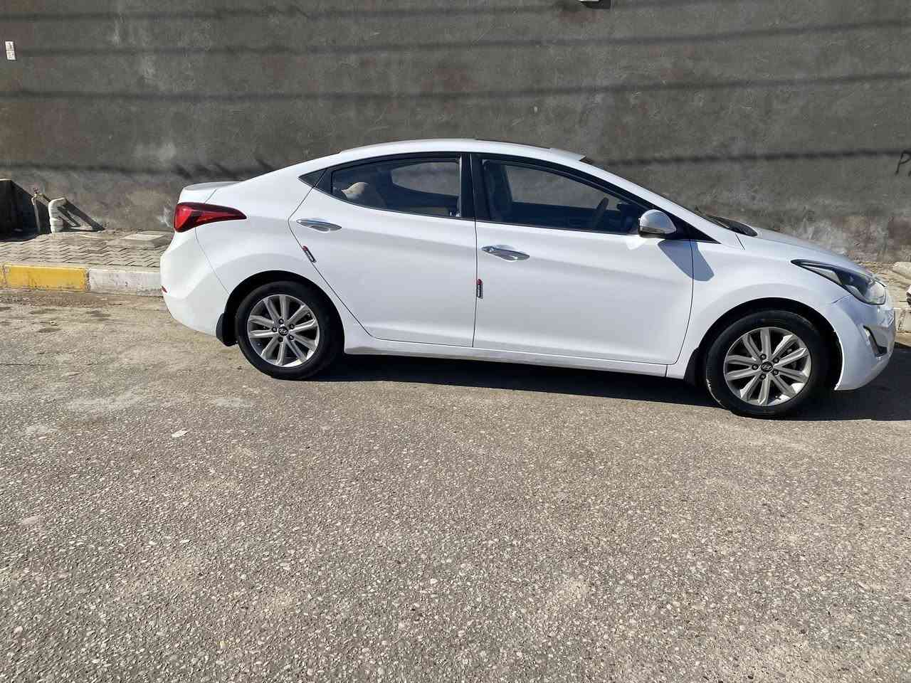 سلام عليكم النتر 2016 مكفوله كفاله عامه مكينه وكير كفاله حداديه توني مشتغله 100ب100 موصفات فول ماعده البصمه اتصل على الرقم *********** السعر 140
