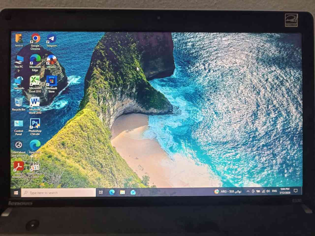 لابتوب للبيع.
وندوز 10 كامل مكمل. 
هارد SSD 120 
معه هارد خارجي HD 500
معه فلاش 32 
رام DDR3L 16 
الحسابه فول فول سريعه لدرجه ما تتوقع 
للبيع. 150 قفل قفل للتواصل ***********
