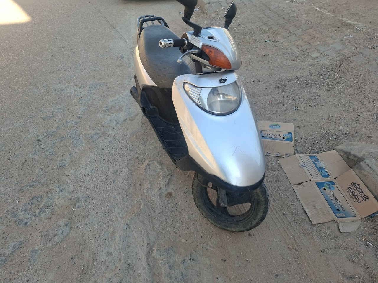 سبيسي ياباني شغاله نظيفه سلف وهندر وكهربائيات السعر ٤٥٠وبيها مجال الاتصال على الرقم ***********
