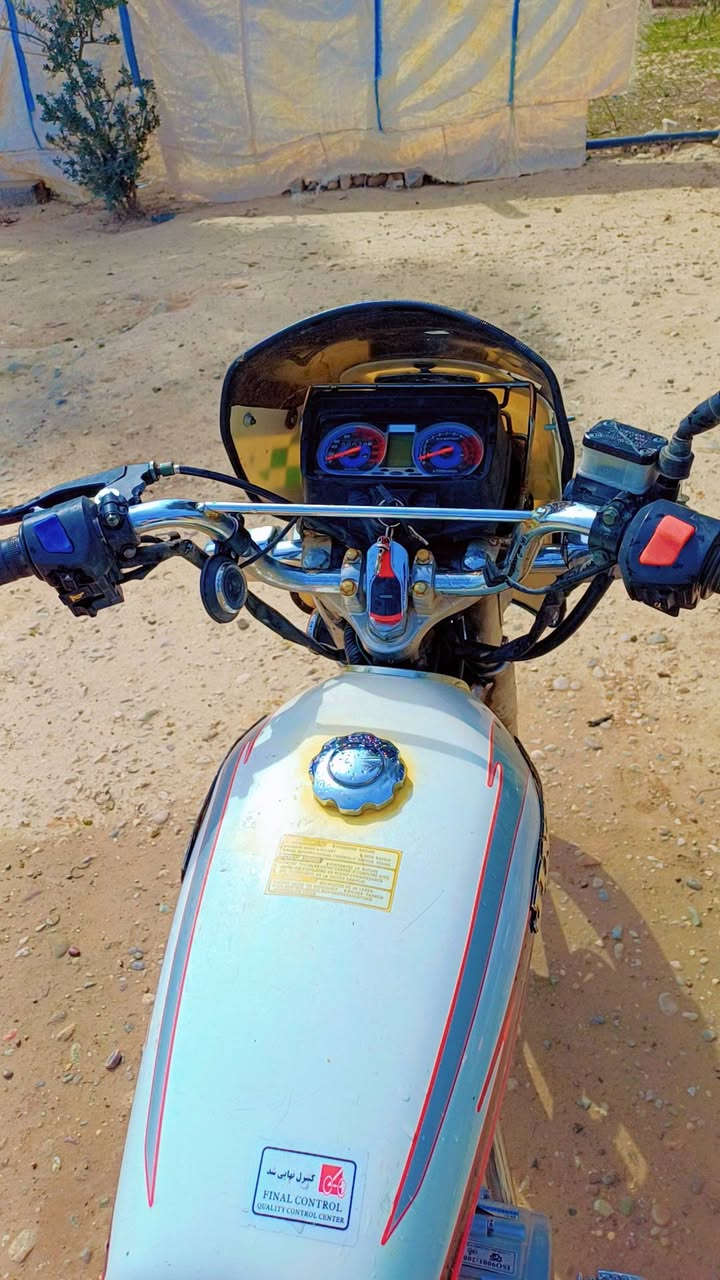 جني مديل 2019 محرك كبس وبشرط سعر 500 وبي مجال مكان دارمان طريق اربيل


**إذا كنت صاحب هذا الإعلان وتريد حذفه لأي سبب، رجاءا أرسل رسالة إلى الدعم الفني**