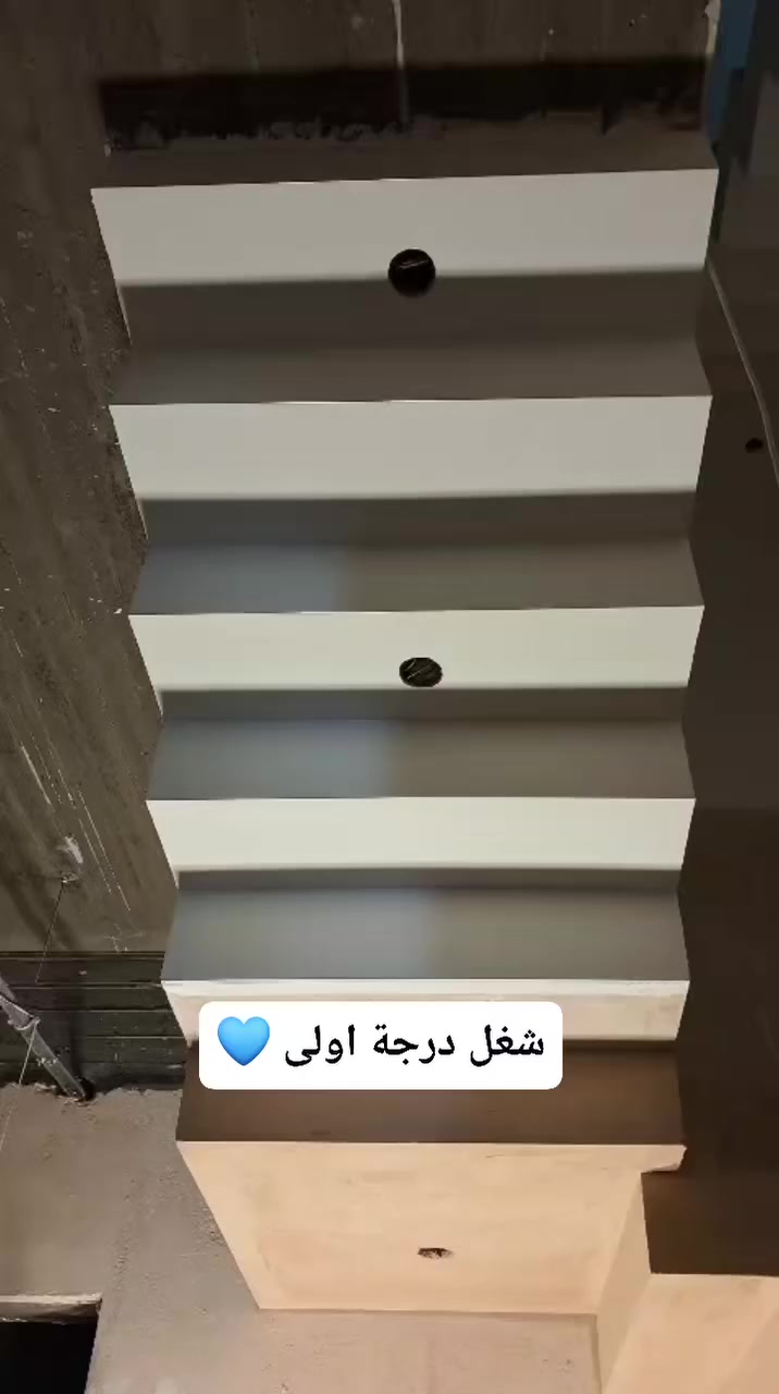 نستلم أعمال البياض والمخمّر (جص) – شغل درجة أولى 
نقدّم لكم أعمال بياض ومخمّر جص احترافية
✔️ شغل نظيف ودقيق
✔️ تشطيب درجة أولى
✔️ استخدام البلاجكتور الأصفر لنعومة عالية ولمسة فخمة
✔️ عمل جكن واير يمنع فطران/تشقق الضلع ويعطي متانة أعلى
📌 نستلم:
عماير
شقق سكنية
مدارس
بيوت خاصة
⏱️ التزام بالمواعيد
💯 جودة مضمونة
💰 أسعار مناسبة
للاستفسار والتواصل خاص أو تعليق 👇
***********
