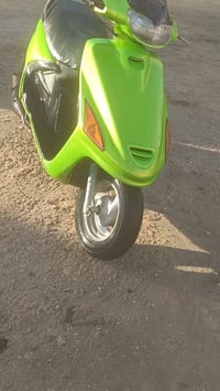 دراجه للبيع دراجه نضيفه الله شاهد نضافه فول عوزه فقط باتري السعر 450 و...