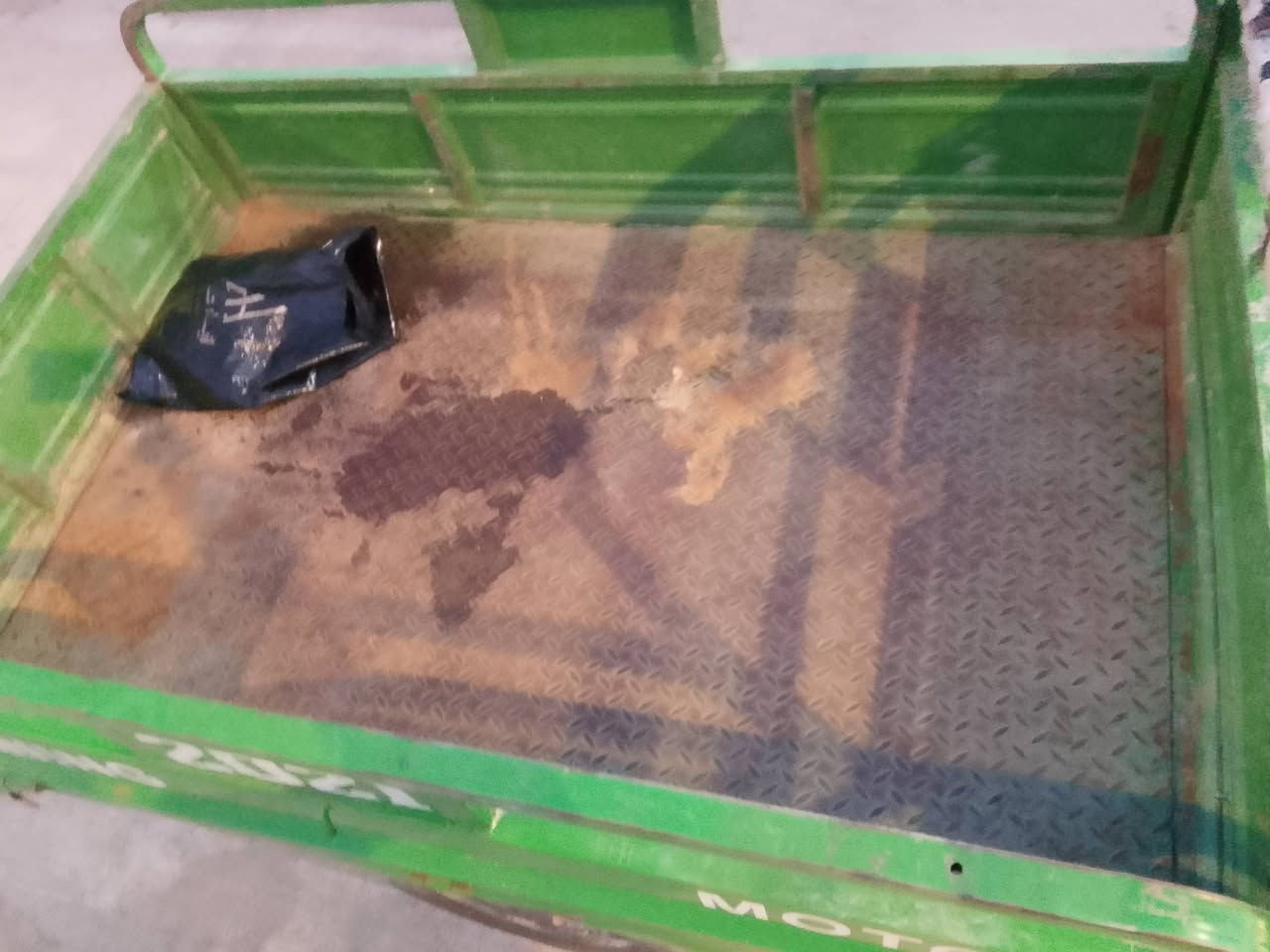 ستوته جمره موديل 21 وراق كامله سعر  1650وبيها مجال
*********** بصراه شط العرب كباسي
