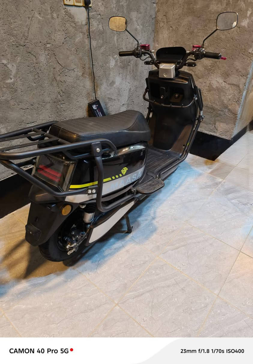 للبيع ماطور شحن الماسة 6باتري جديد يقرن11ونصو12 فولت
شاحن جديد +بصمة تشغيل 🔛 كارت وتشغيل عن بعد 
الدراجه كلش نضيفة شخط مابيها 
4سرع +سرعه الدراجه 99 
السعر ب650الف وبيه مجال للشراي 
التواصل موجود ع فيسبوك او رقم الهاتف  *********** وبي واتساب
