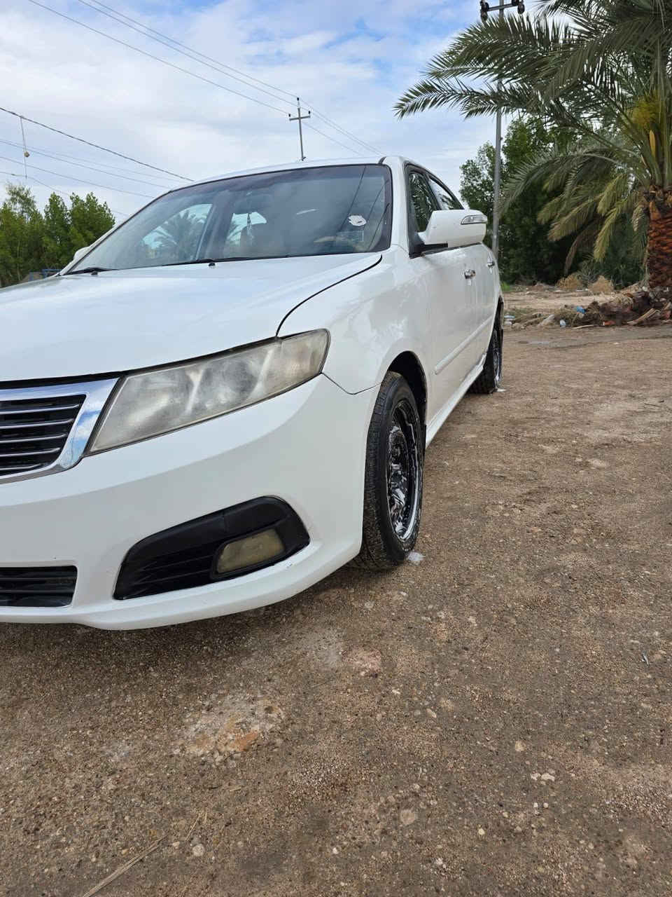 ﷽
السلام عليكم شباب
الأسم / كيا اوبتما
الون / ابيض غير محدد
موديل / 2009 
حجم المحرك / 2000. دوش
كير / اوتوماتيك +عادي
السعر / 90وبيه مجال قليل
مواصفات 
 تحكم استيرن جهتين  
تخم تاير جديد 
 دوشمه جديده
 مري ام الشاره
سياره احله من الصور 
السياره بيه قطع صبغ ابيع حزام وتبديل الجاملغ فقط
كير مكينه قبل سبوع شادهن وبيهن وصل ضمان
سنويه بسمي  
بيع فقط 
الاستفسار ***********
مكان ذي قار الناصريه مركز
