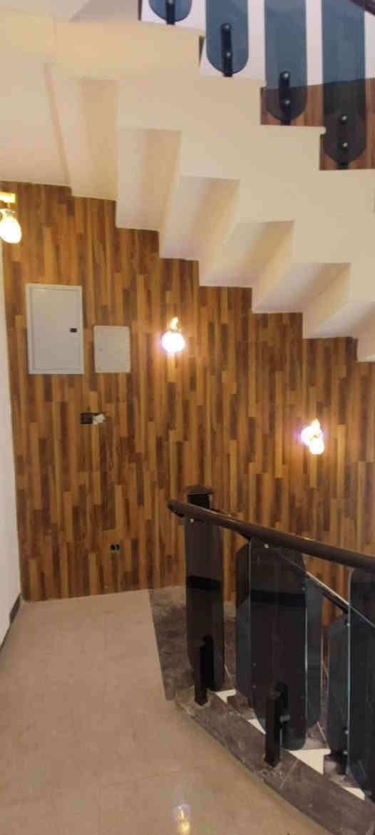 � للبيع بيت VIP – حي كندة
▫️ المساحة: 110 متر
▫️ الواجهة: 5 متر
▫️ النزال: 22 متر
▫️ عدد الطوابق: 3 طوابق
▫️ البناء: 2025
▫️ غير مسكون – بناء موديل تركي درجة اولى 

🔁 يُقبل المراوس بعرصة تجارية

📞 للاستفسار: ***********
