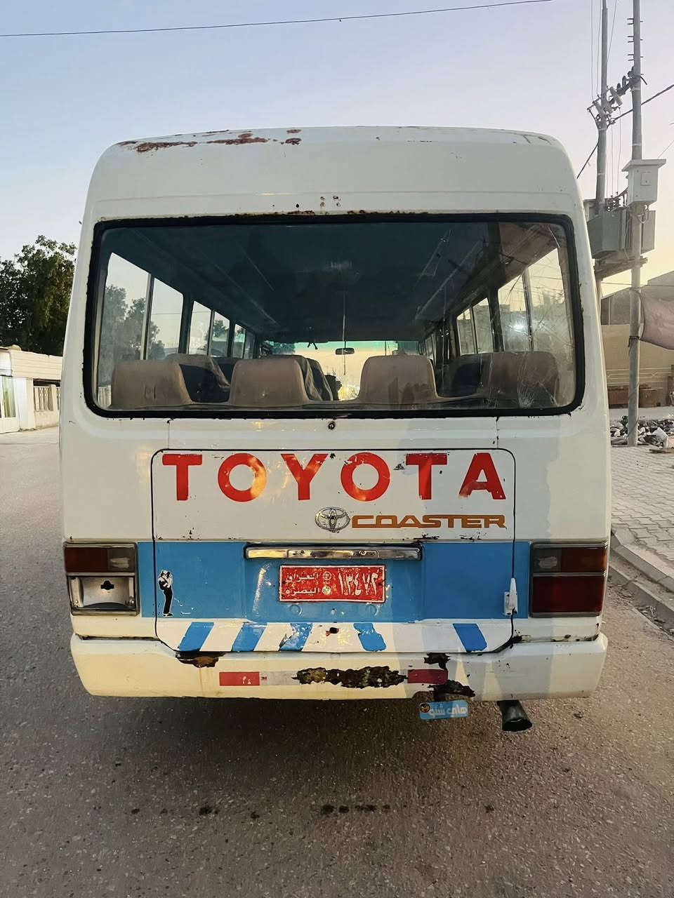 السلام عليكم كوستر عريض للبيع مديل 85  مكينة كرنفال دسك باور تخم تاير كهربائيات كلهة شغالة الاسفسار  اتصل ***********
