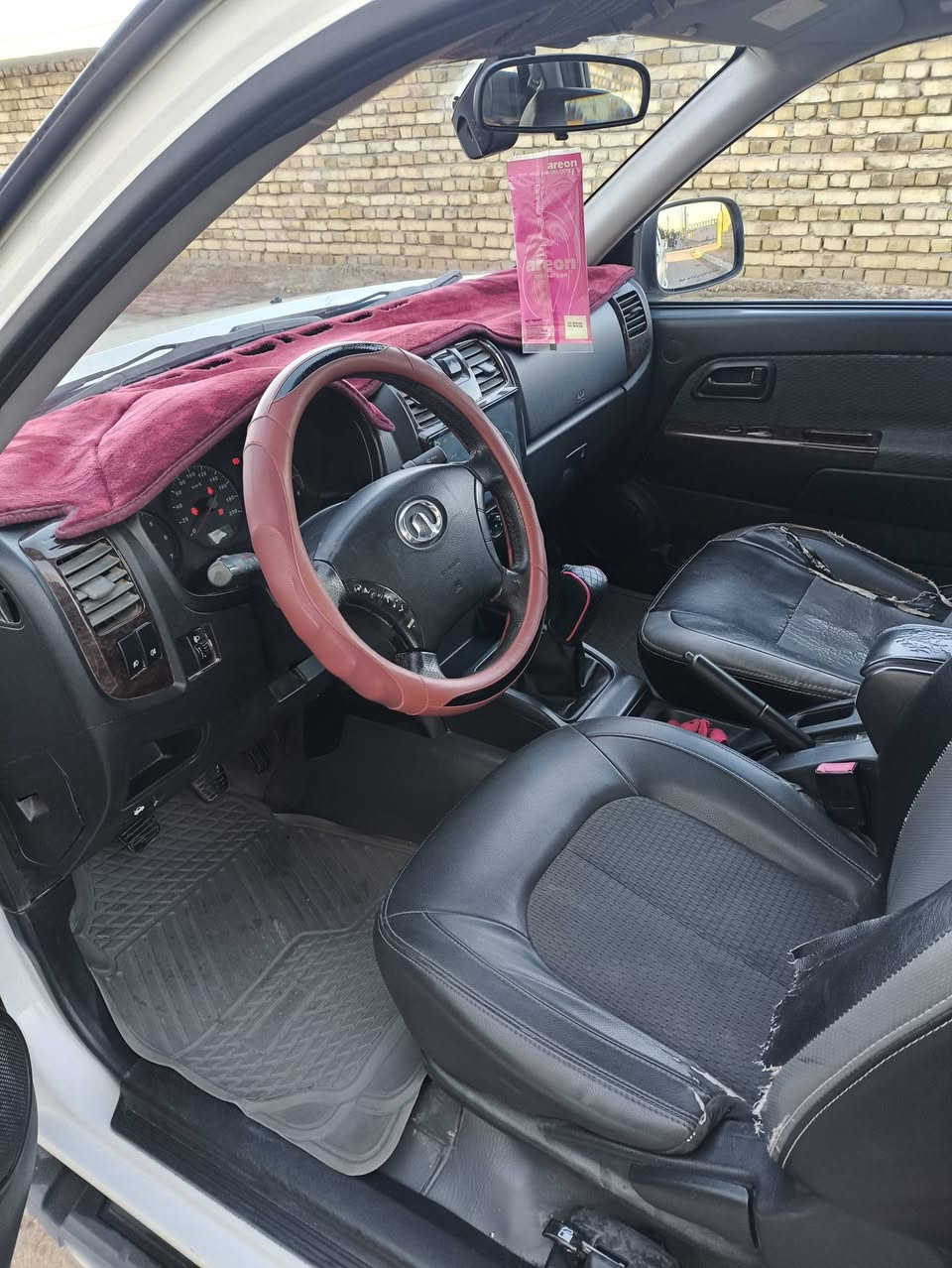 سلام عليكم كريت ويل 2020 رقم واصط سعر 115 وبيهء مجال مكان ميسان
***********
