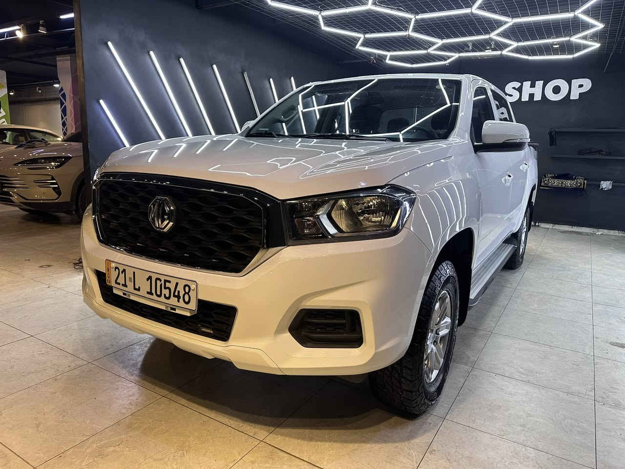 ئێمجی پیکاب بۆ فرۆشتن مۆدێل ٢٠٢٤ زەمان ٢١٠٠٠کم ڕۆشتووە بێ بۆیاخ بێ سارد هەموو شتێکی بە شەرت سەیارەکە لە سلێمانیە. ***********
