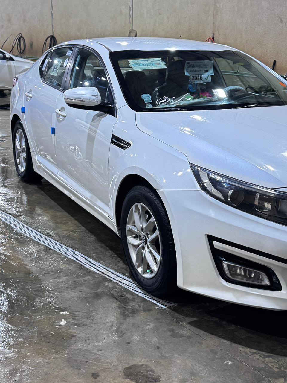 سلام عليكم
اوبتيماه ١٦خلجي كفاله.. 

مكينه ٢٠٠٠ سياره جهازه من كلشي

حداديه كير مكينه تبريد كامله

السعر ١٥٥وبيه مجال بصيط الشراي

الاستفسار على الرقم ***********
