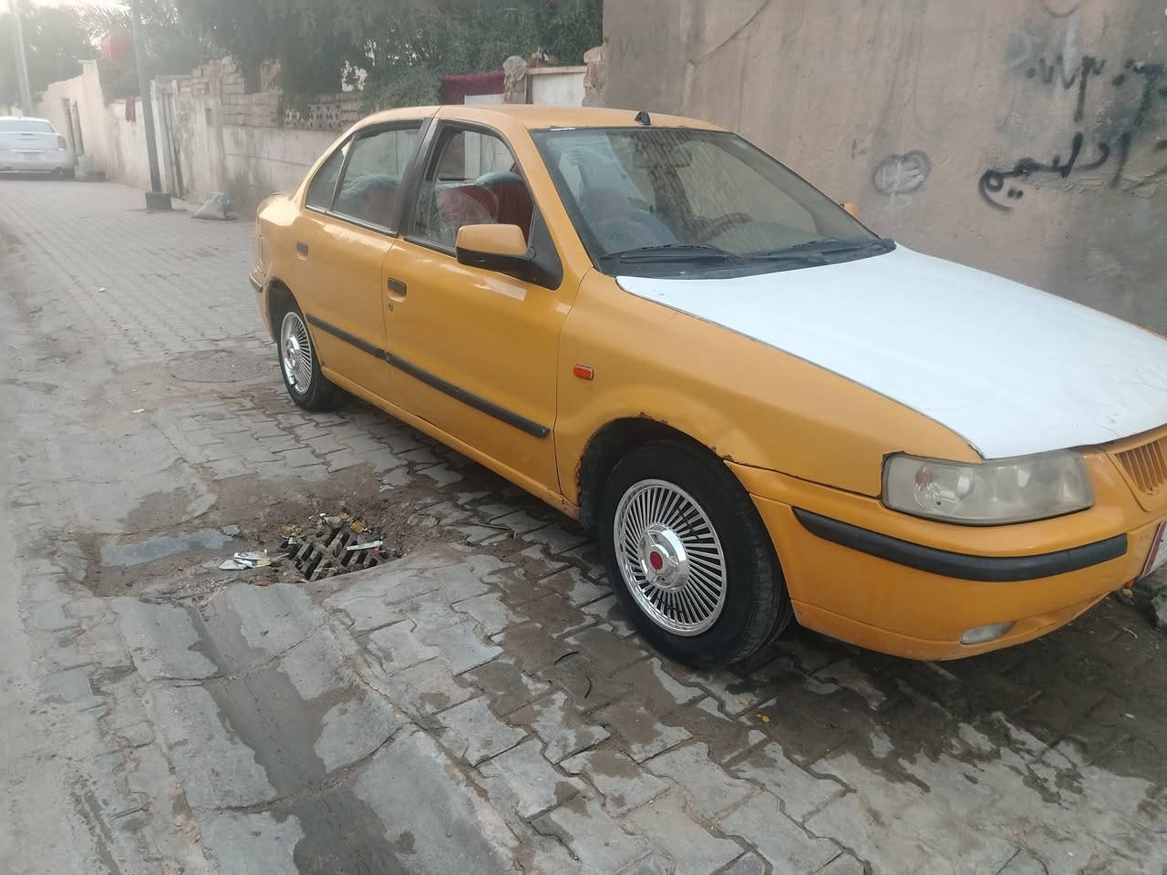 للبيع سمند موديل 2011رقم ميسان سنويه ٢٠٢٨ كير مكينه كفاله حداده جديده تخم تيارات شرط اصفرلك ونطيك *********** لسعر ٢٨ورقه مراوس حسب لقناعه
