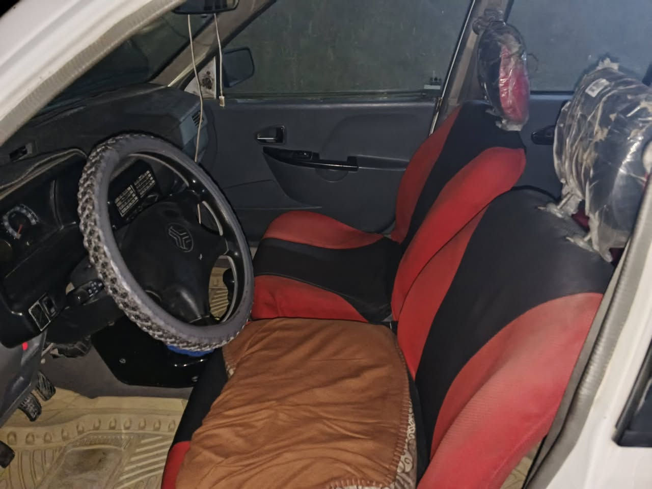 سلام عليكم سيايبه موديل 2010 مكينه برايد تبريد شغال كرهبايات كوله شغله حداديه جديده سعر 25 وبيه مجال ***********
