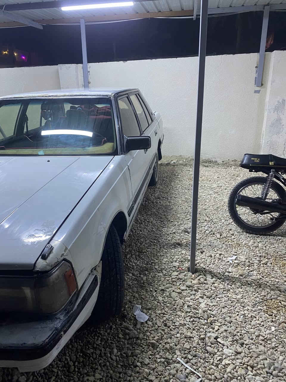 السلام عليكم سوبر اللبيع موديل (1984) رقم كربلاء إنكليز ابسمي مكينه وكير بطه (2500) السعر (35) وبيه مجال مكان كربلاء رقمي (***********)
