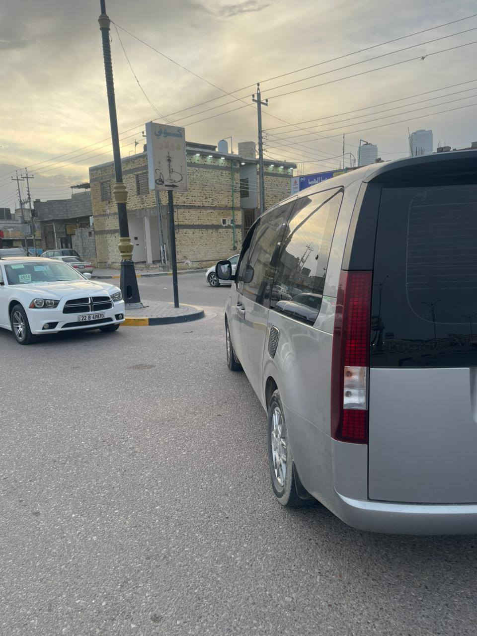 السلام عليكم سياره للبيع ستاريه سعرها 280ورقه وبيها مجال كفالة عامة وبيها خط بالبرجسية تريد هيئة وخطها لو لوحدها *********** مكلف بالنشر البصرة, العراق
