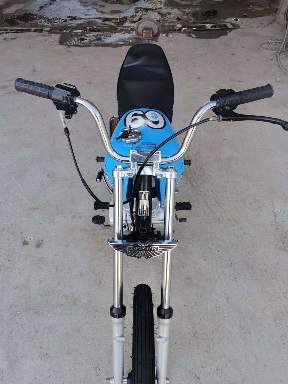 للبيع لو مراوس بدايون نفخ اهم شي لنضافه وطي فرق إدراجه ماصرله 26يوم من عمرته غراضه كلها اصلي بس انتنس ورابيدو مابيه برغي تجاري وشاصي أصولي مديل 2020 اوراق كامله يعني كبل ترقيم وتعمير 26 ماعيزه برغي واحد كامل الماطور وهاذه رقمي *********** ولمو شراي لا يتعبني
