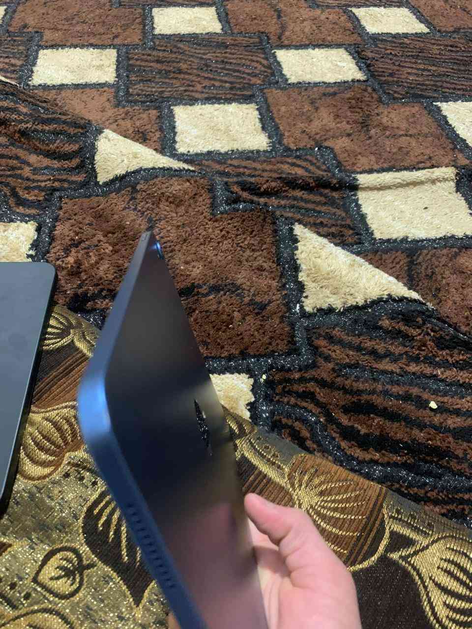 ايبات11 للبيع
نضافه فول يعني 100%
ذاكره 128
بطاريه 94 قطاره بل شحن 
عدد دورات الشحن 205
السعر 450وبي مجال 
مكاني موصل حي الرساله 
الرقم ***********
بي وتساب.
