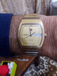 رادو أوتوماتيك • مقاس ٣٤×٣٨ • ٦ ماسات