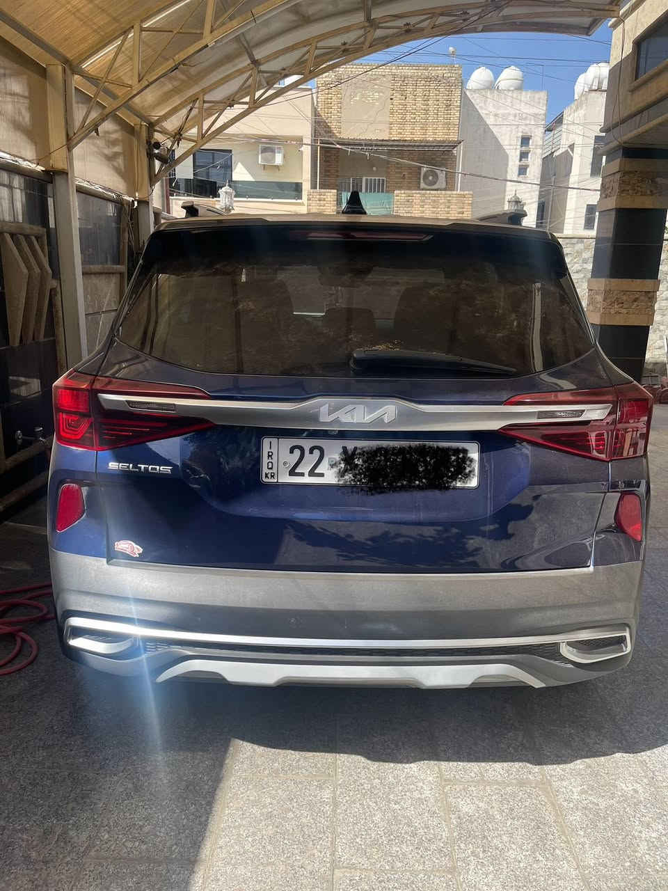 سلام عليكم كيا سيليتوز موديل ٢٠٢٣ ماشيه ٥٣ الف وجتي من امريكا ماشيه ٤٥ الف دعاميه صبغ وشبر من الجاملغ الأيمن فول مواصفات ما عدى الفتحه تو كلر القماره اسود بصمه كرسي كهرباء جلد ومطعم بشامو تدفئه مقاعد شاشه كامره حساس فول رادار محرك ١٦٠٠ تيربو  بدون ايرباك مكانها بغداد الكراده سعر ١٦٢ وبيها مجال للتصال *********** أو ***********
