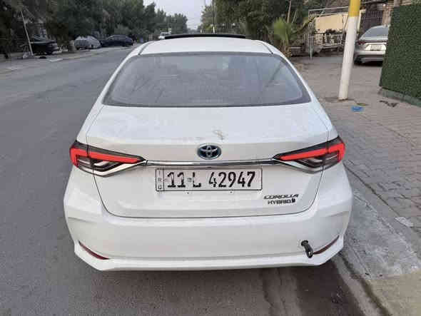 السلام عليكم 
للبيع تيوتا كورلا 2024  خليجي

 تجميع الصين 

 رقم بغداد بأسمي 

 سياره نضيفة كفاله عامة عدا كم شخط. بالدعاميات موضحهن بالصور 

  السياره  ماشيه ٤٥ الف  

سعرها 139 ورقه  وبيه مجال بسيط 

مكان السيارة بغداد حي الجوادين 

اتصال : ***********
