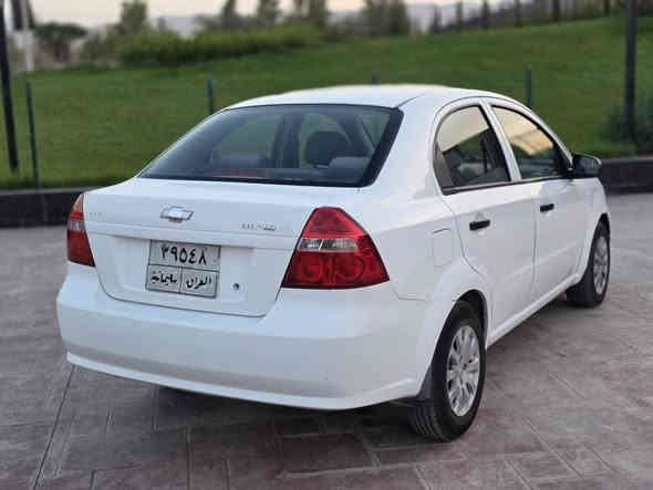 ئەڤیۆ 2009 
مەکینە گەورەی گێڕ عادی
بێ مەسرەف
چوار تایەی تازە
تەقەو ڕەقەی نیە
پێنج پارچە بۆیاخ
یەک قرچی بچوکی هەیە
سەنەوی بەسەرچوە
بەناوی خۆمانە

سیعر((  49 گەڵا کۆتای 

شوێن هەڵەبجەی شەهید

*********** حلبجة
