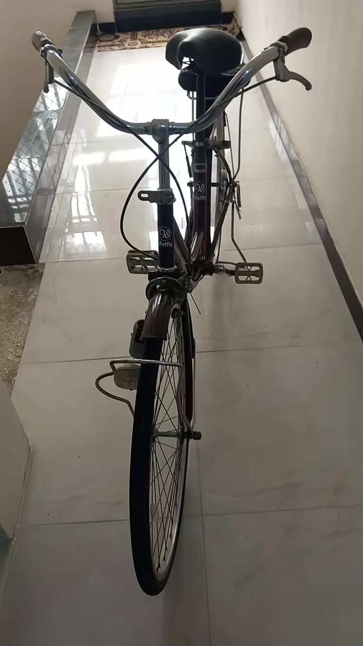 السلام وعليكم بايسكل للبيع مكان الشعب الرقم ***********
