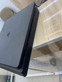 بلي ستيشن فور4 سلام عليكم عيني بلي ستيشن فور 4سلم ذاكره 1تيره البلي مم...