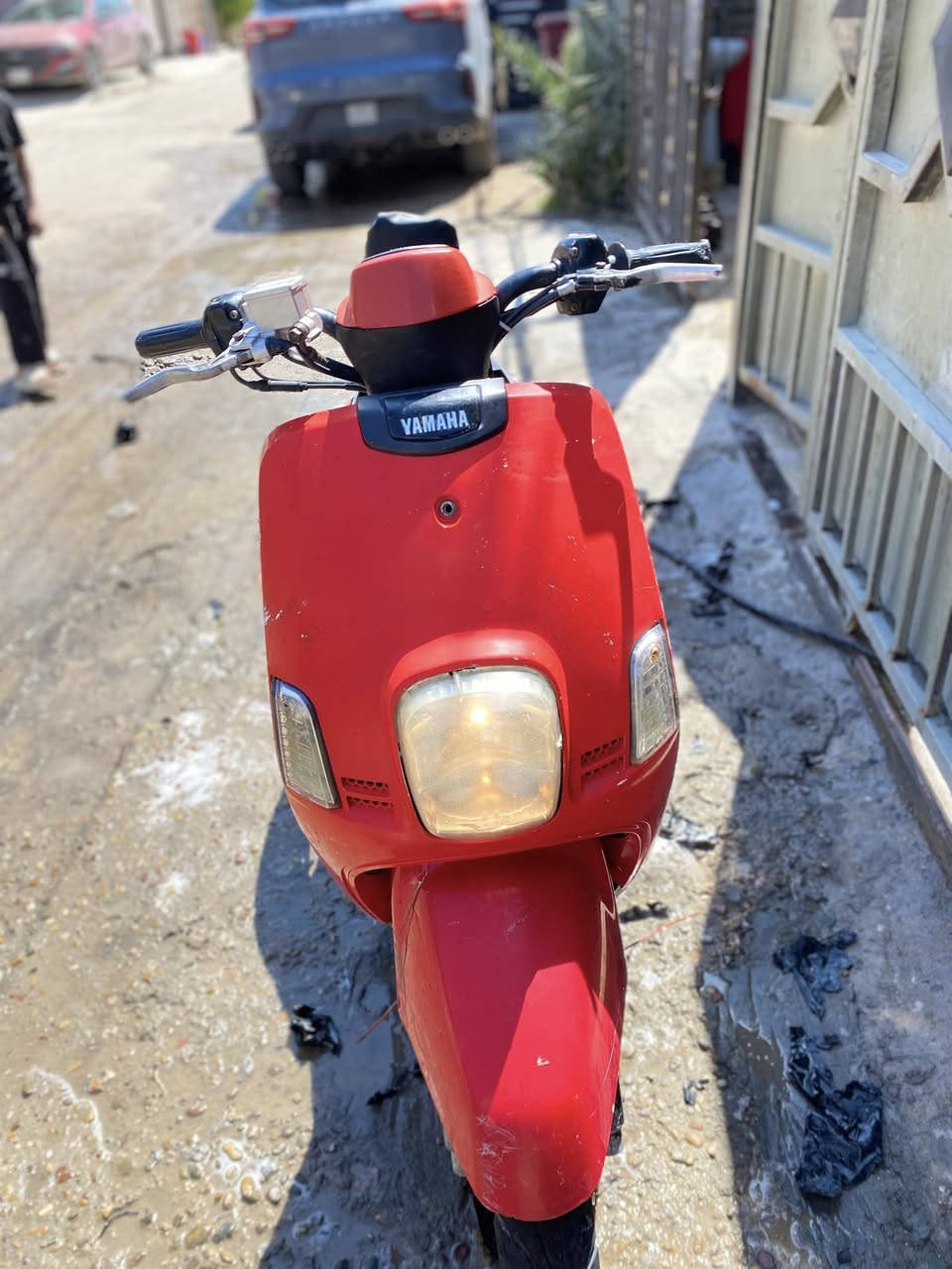 السلام عليكم دراجه بوليس ونوزل ١٢٠  الدراجه محركها خير من الله الدراجه بلاديه سلف بلادي نكره سلف اشاير هورن لايت عالي ناصي بكلايت شغال الدراجه خير من الله كفاله لونها احمر علا برتقالي ختم واحد محركها ما مفتوح جيب مصلح و تعال افحص الدراجه بحالت الوكاله السعر 600 وبيها مجال المكان الغزاليه شارع المركز الرقم ***********
