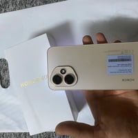 HONOR 400 5G جهاز جديد صار ٥ أيام من اشتريته الجهاز مابي خدش واحد  الس...