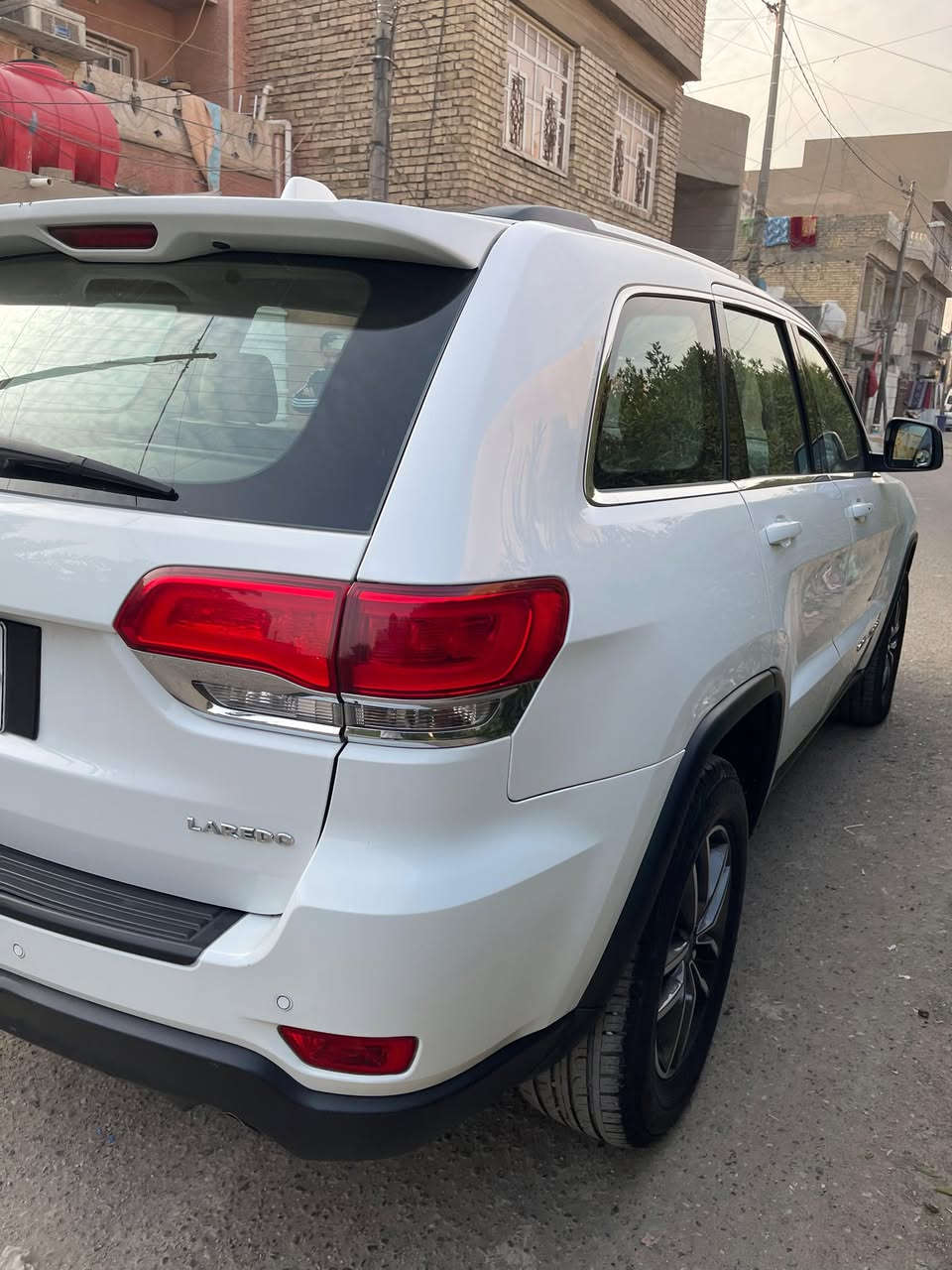 سلام عليكم جيب لا ريدو مديل ٢٠١٩ مكفولة  والسونار مرفوق والسيارة ماشية ٦٥ مكينة كير مكفولات السعر ٢٦٥ وبيها مجال مكان السيارة بغداد  ***********
