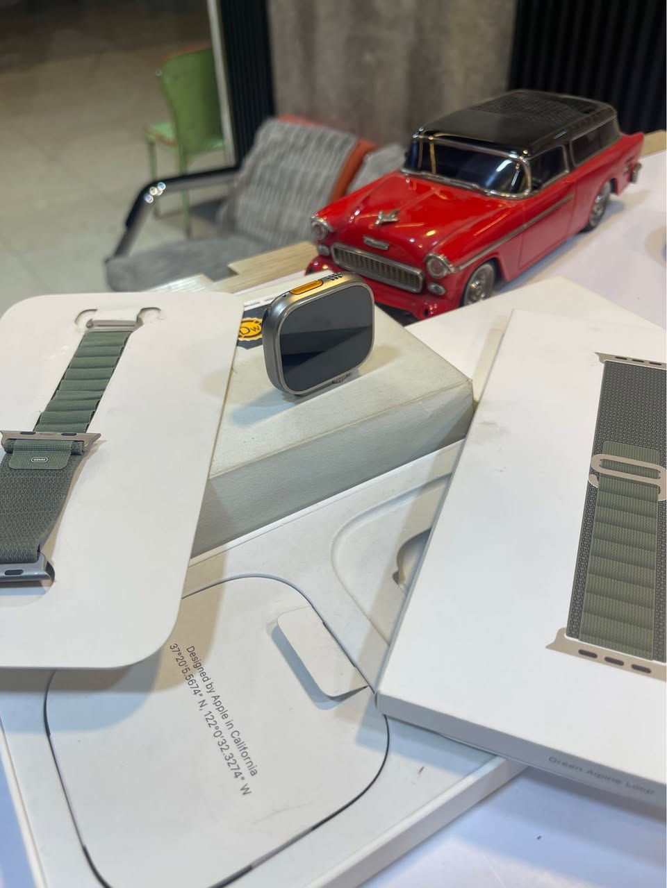 ساعه أبل ⌚️ وكالة 
               اللترا   1️⃣ تيتانيوم طبيعي
حجم  4️⃣9️⃣  ⛩️
                     بطاريه 1️⃣0️⃣0️⃣🔋بس يمي تلكه هيج
نظافه  1️⃣0️⃣0️⃣💯💯 
مركز سيمو المايسترو دورة شارع الصحه
👉👉***********
اتصال 📞واتس اب /للحجز
ضيف  الصفحه👉👉 ليصلك كل جديد يخص منتجات ابل بغداد, العراق
