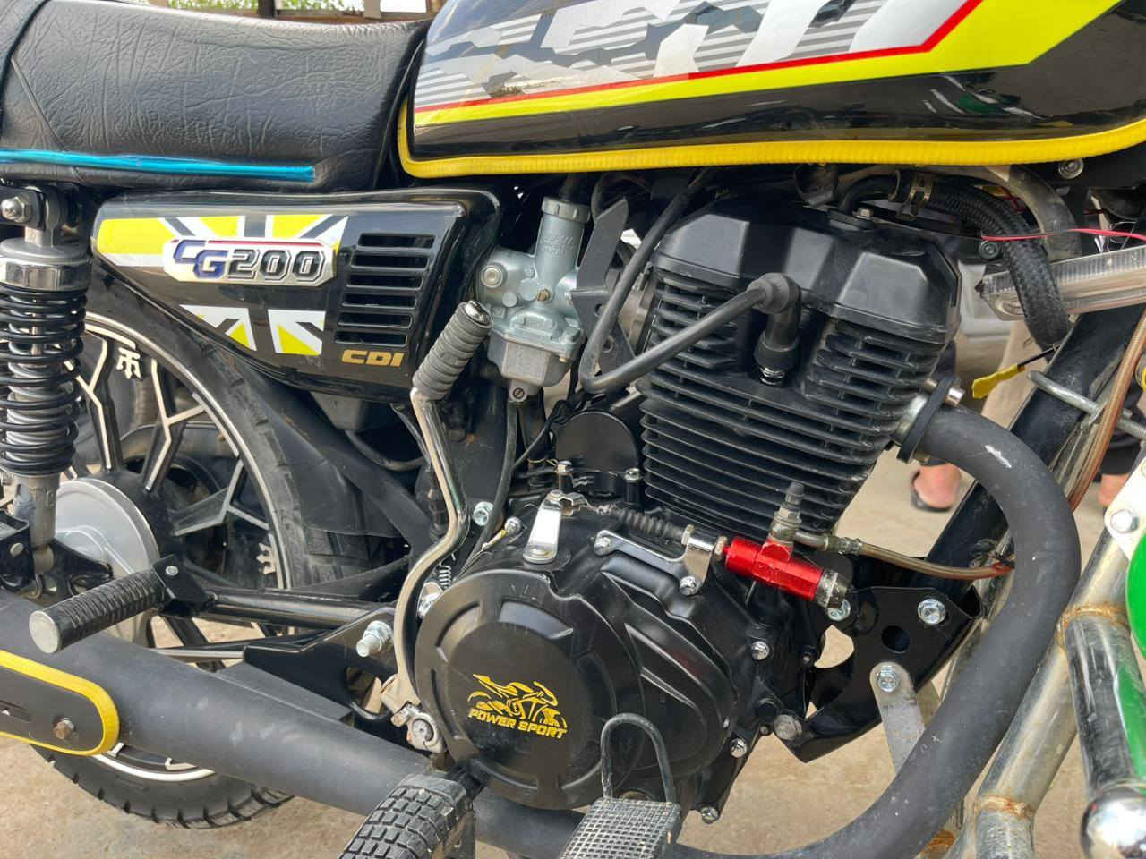 للبيع 🌿
دراجه ايراني باور سبورت 👑
محرك 200  
موديل 25 
الدراجه نضافه فول 
ماشيه 20 الف
مكانه الرمادي التأميم  
السعر 900 وبيه مجال حك الجيه الدراجه صار 4اشهر من شديته 
للتواصل ***********
