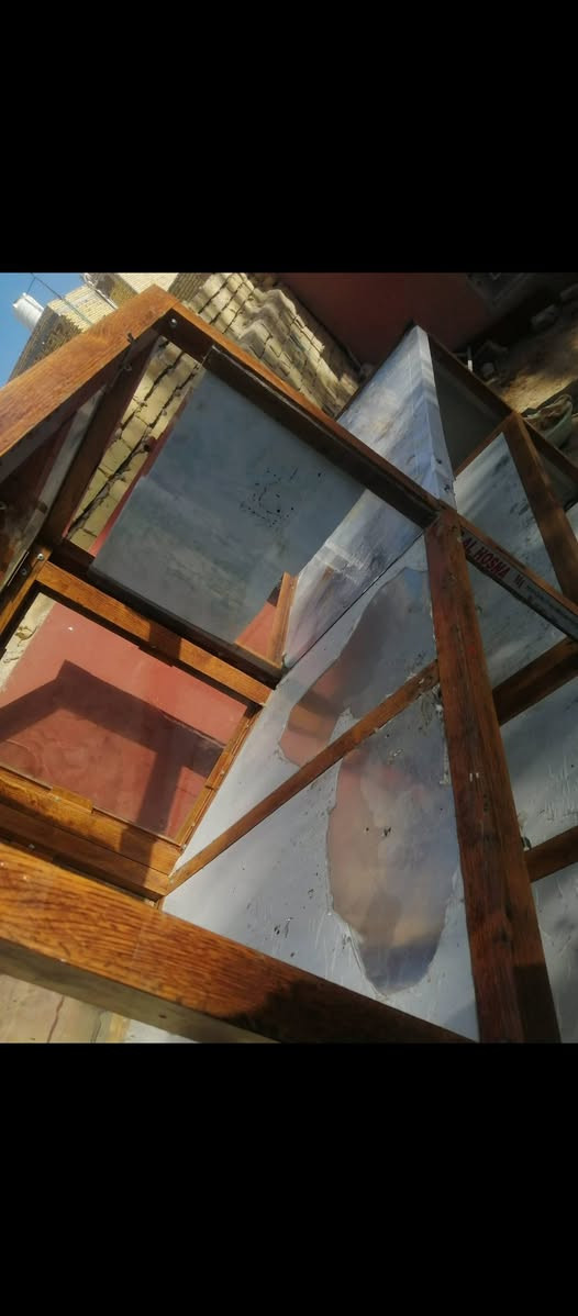 المنيوم
طوله مترين
وعرضه 50 سنتمتر
ورتفاعه ٨٠ سنتمتر خذته قبل كم شهر ب400  اريده 300 بيه مجال ناصرية, ذي قار


**إذا كنت صاحب هذا الإعلان وتريد حذفه لأي سبب، رجاءا أرسل رسالة إلى الدعم الفني**