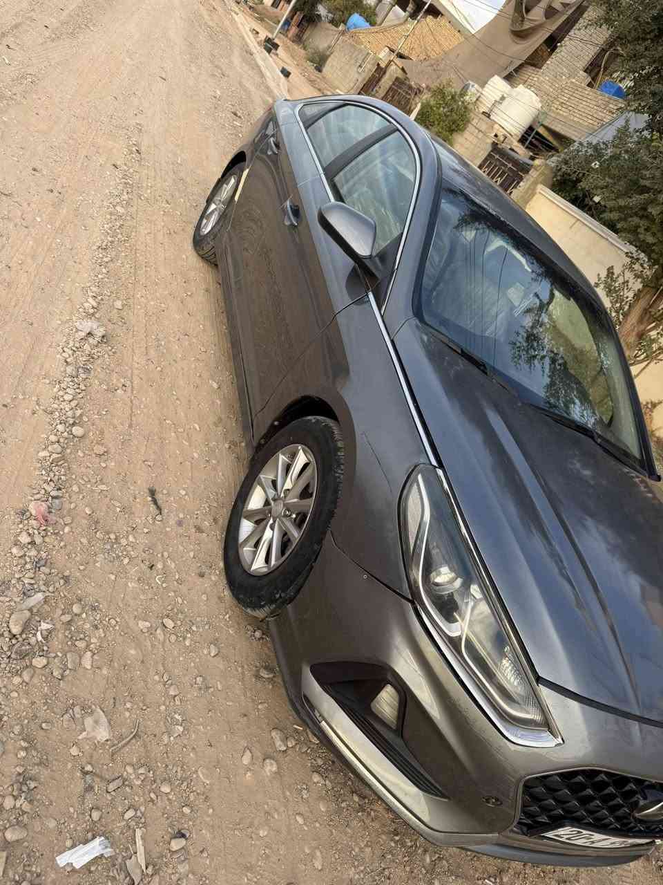 سوناته 2018 كير مكينه كفاله  صدر تخم تاير كله جديد ماشيه السيارة ٥١ ميل السونار مرفق ويا الصور العنوان ديالى كنعان (***********) ويرهم مراوس بكورله النتره السعر 132
