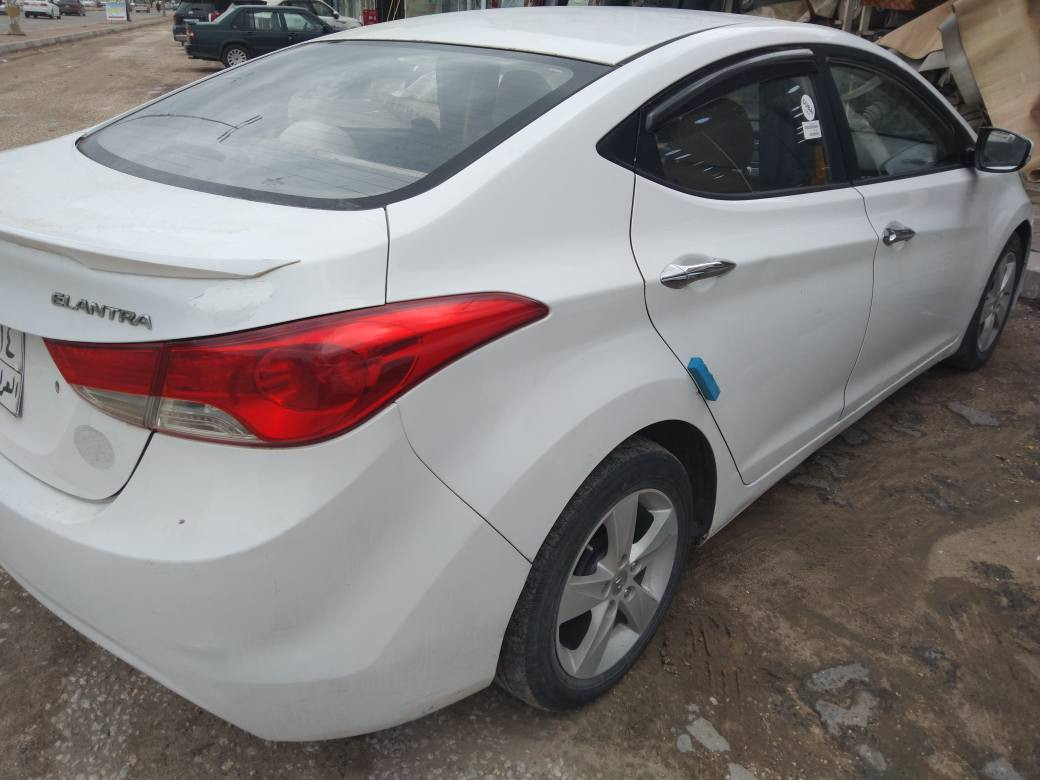 سلام عليكم.النترا 14 خليجي 1600 جاهزة من كلشي مكينة گير حدادية تبريد تدفئة كهربائيات مكفولة من الضربة بيهة صبغ بنيد اثر تگشير وتكيلات 
رقم اربيل وكالة او تحويل مكانهة نجف السعر 110
*********** النجف, العراق
